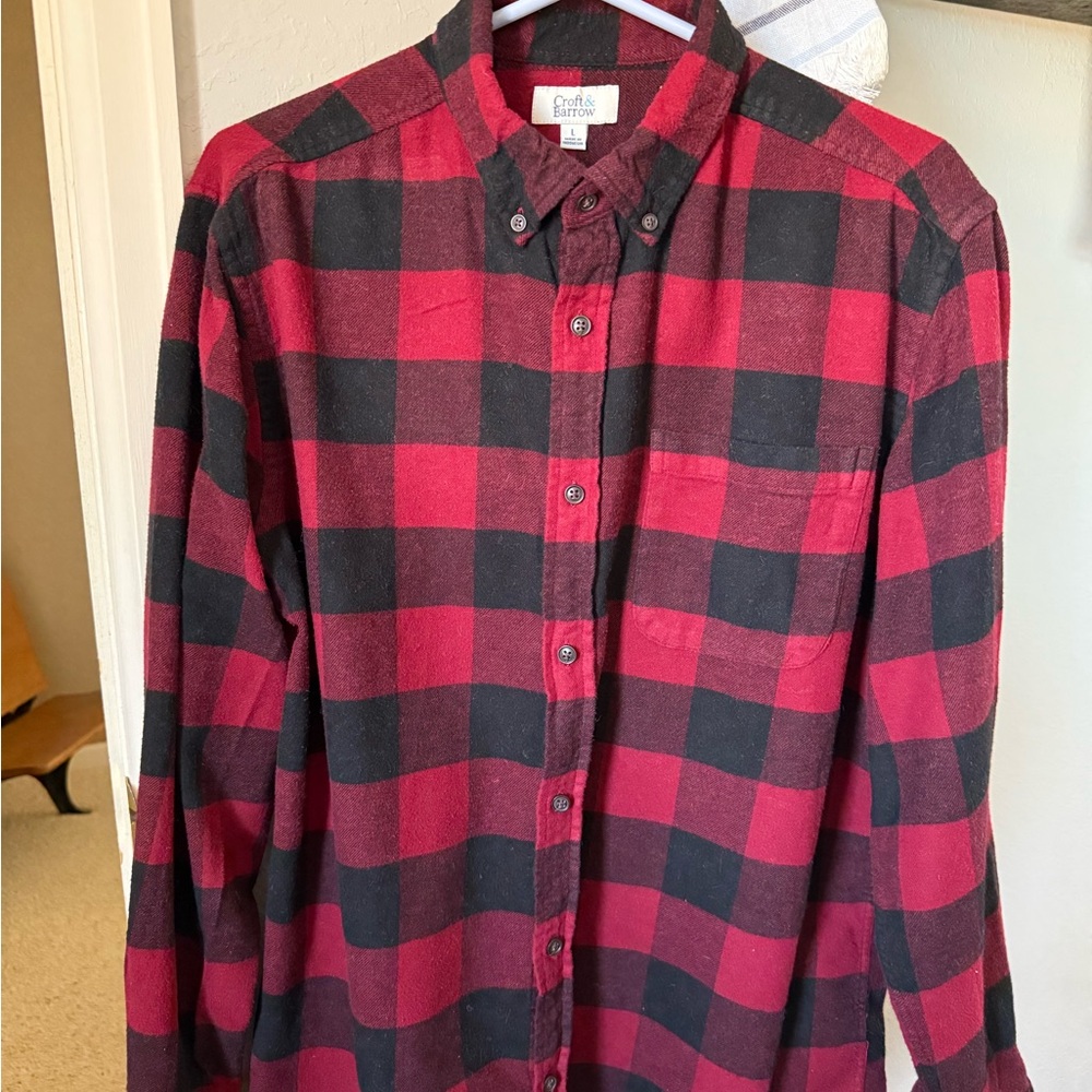 Croft & Barrow Men's Red and Black Buffalo Plaid Flannel Shirt